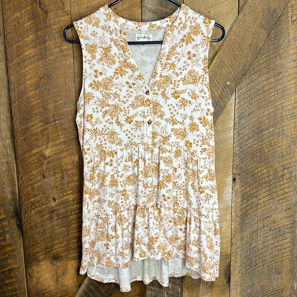 Wonderly floral tank top size medium - Picture 1 of 5